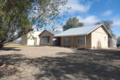 3 Bedroom Property for Sale in Calvinia Rural Northern Cape